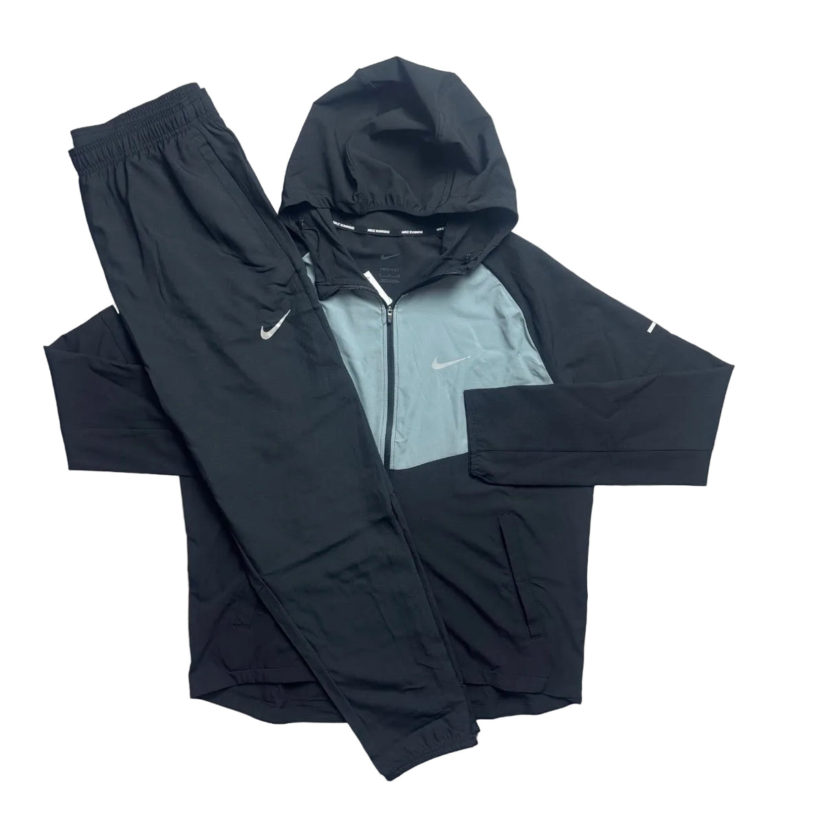 NIKE TRACKSUIT